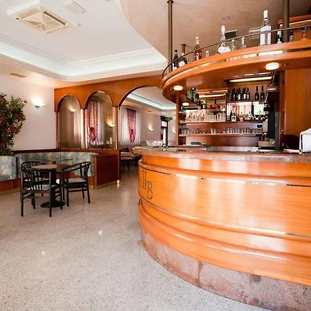 Hotel Belvedere 3*