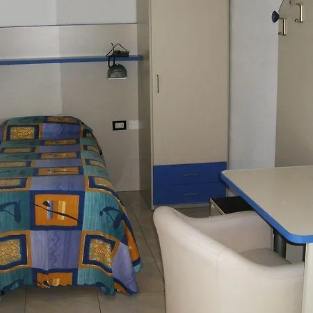 Belvedere Hotel 2*