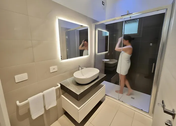 Ξενοδοχείο Belvedere 2*